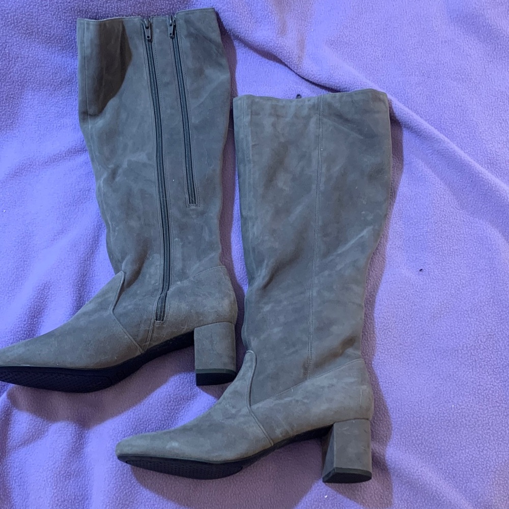 AEROSOLES Gray Heeled Boots